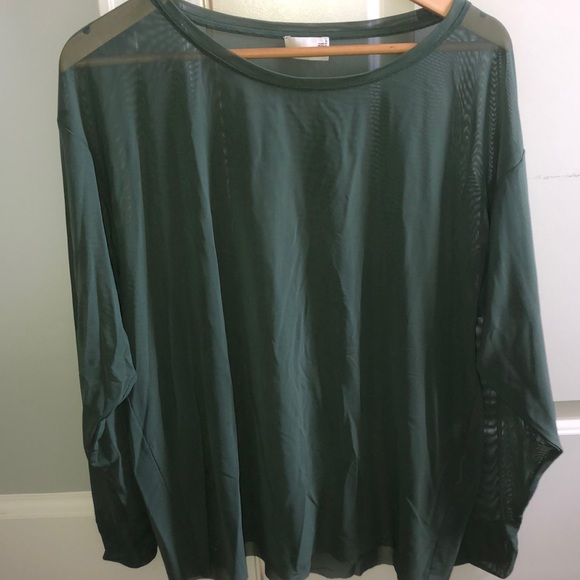 Aritzia long sleeve mesh - Picture 1 of 2